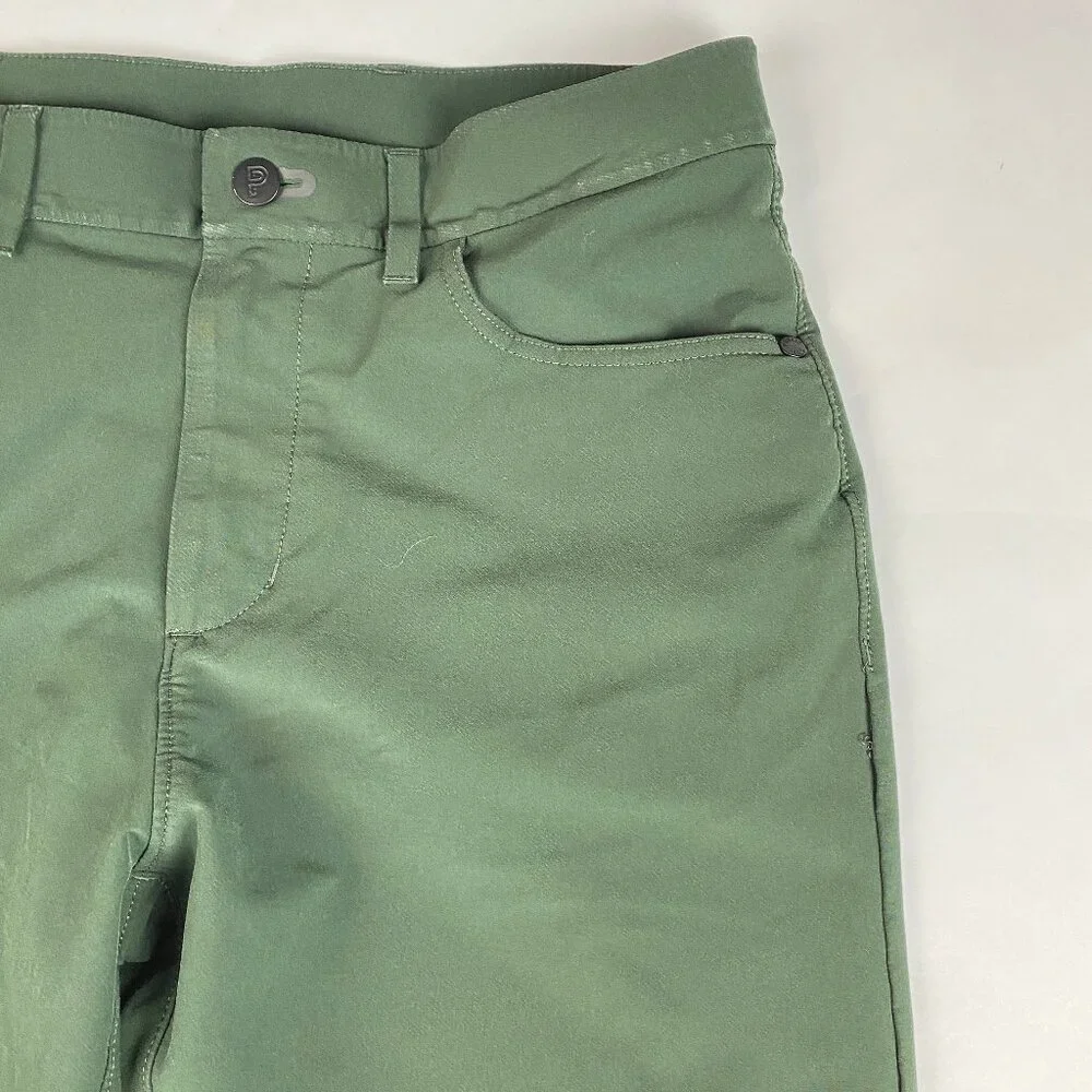 Public Rec Men's Pants Size 31 x 32 Green